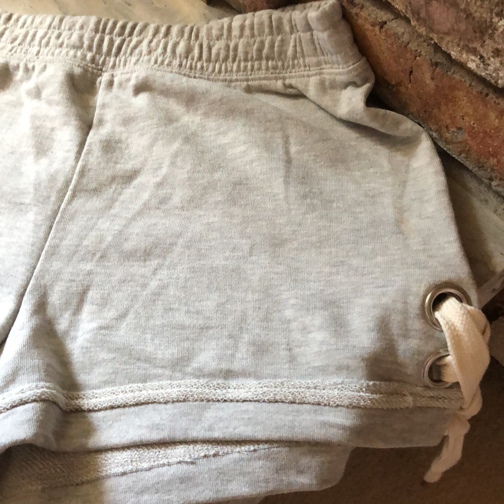 3/25🌻Kendall and Kyle workout shorts,lace up detail L - Picture 2 of 7